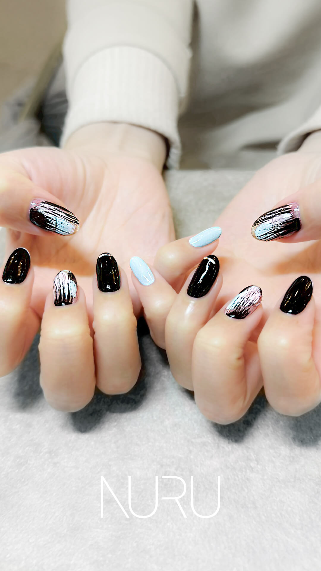 ブラックモード系個性派ネイル
