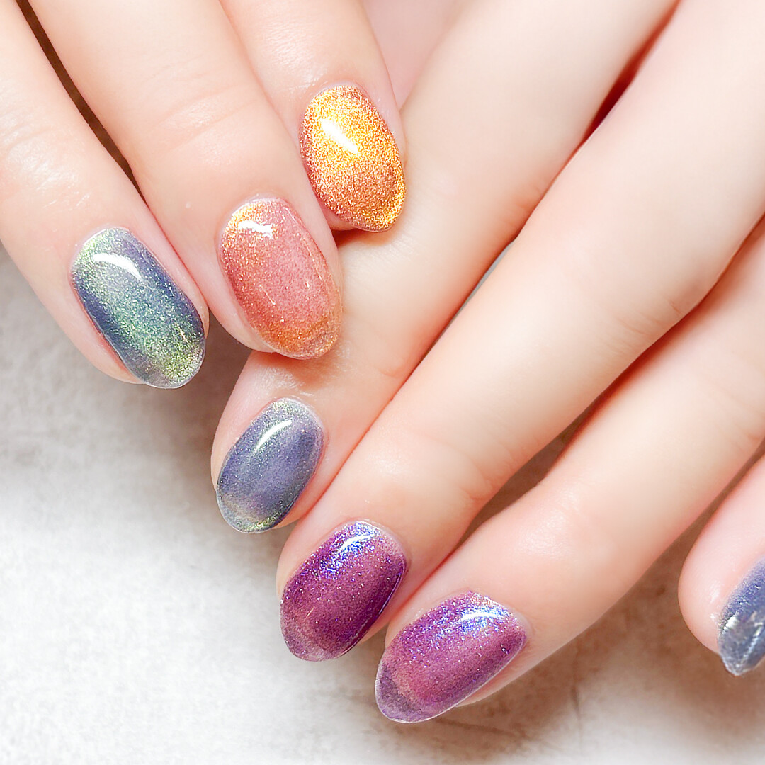 マグネットネイルの複数色使い