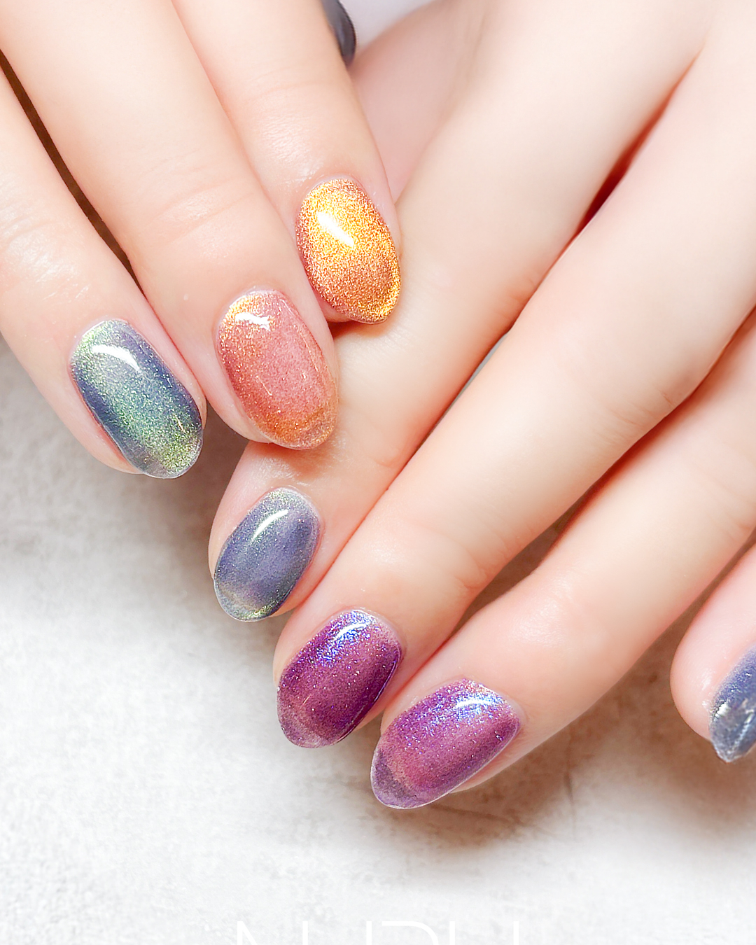 マグネットネイルの複数色使い