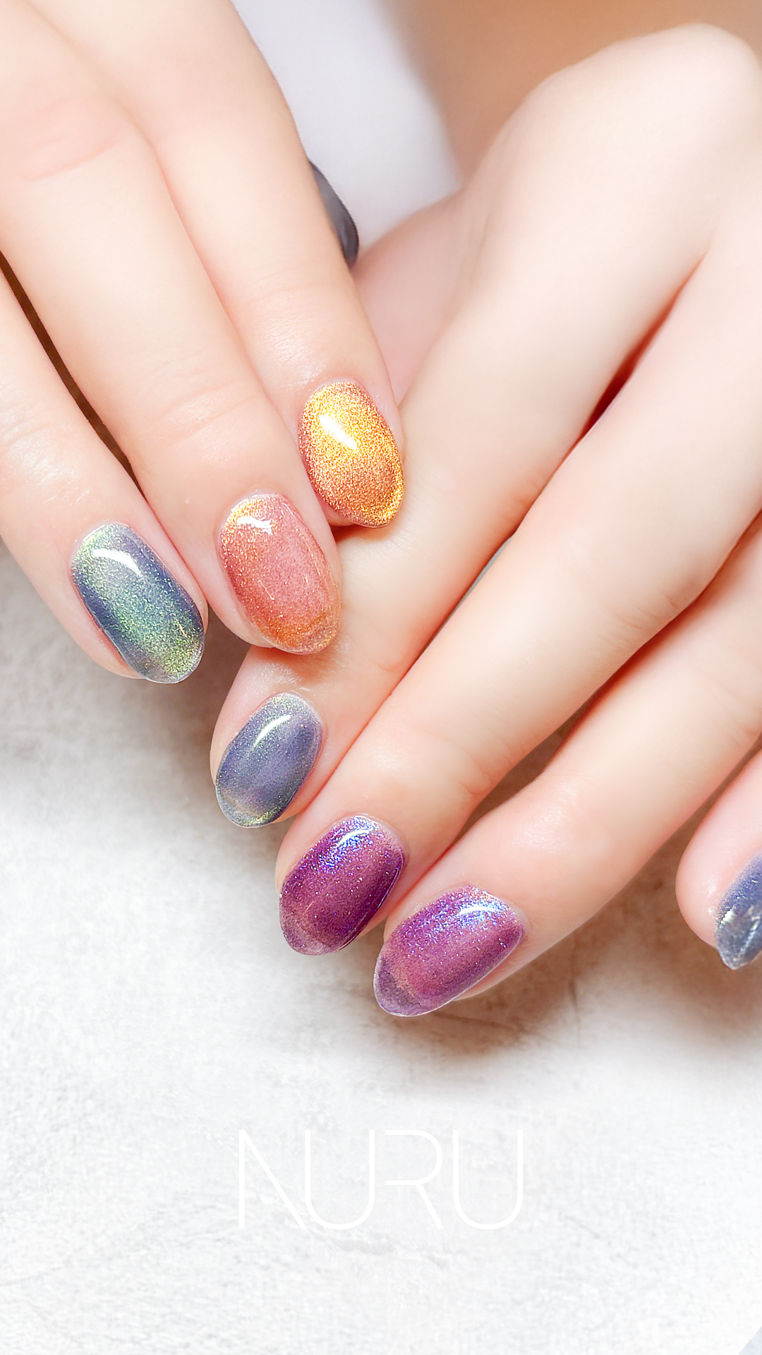 マグネットネイルの複数色使い