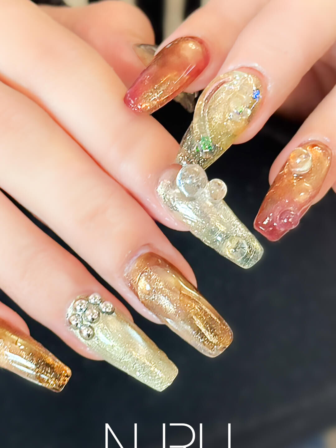 秋冬向きニュアンスネイル