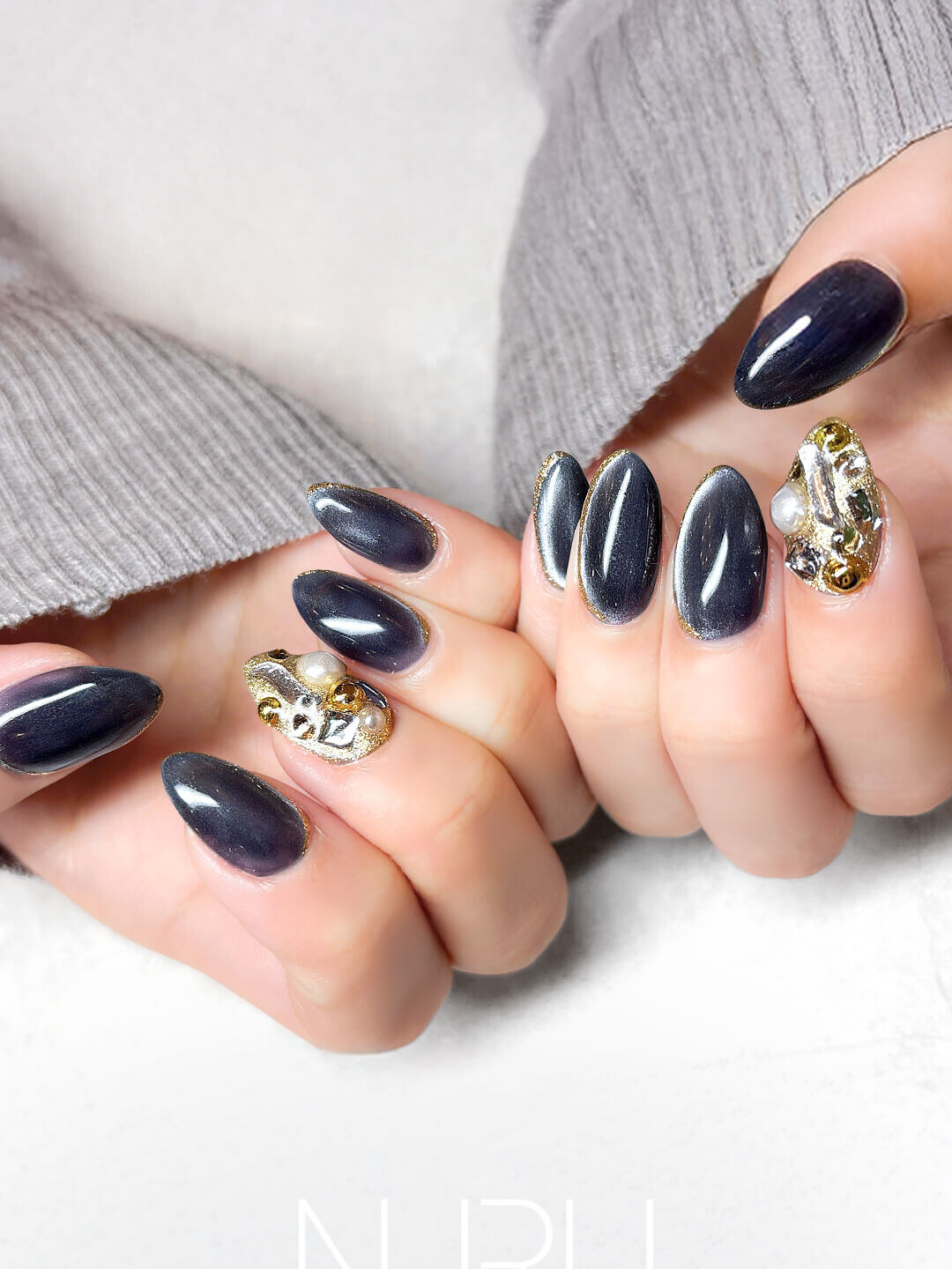 大人のカッコイイ、ネイルデザイン