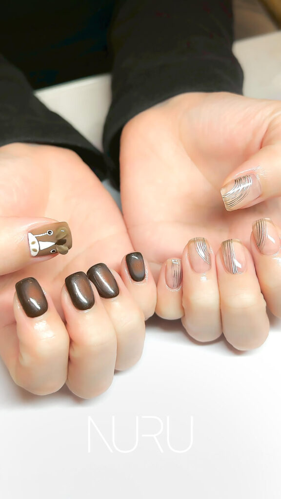 親指に！！おうまさんネイル