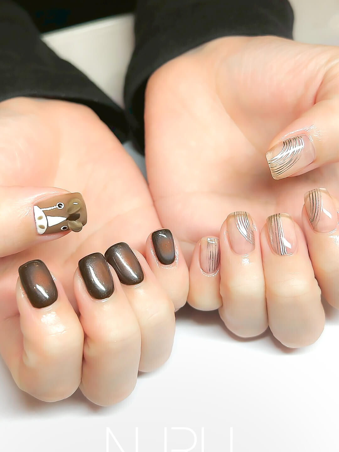 親指に！！おうまさんネイル