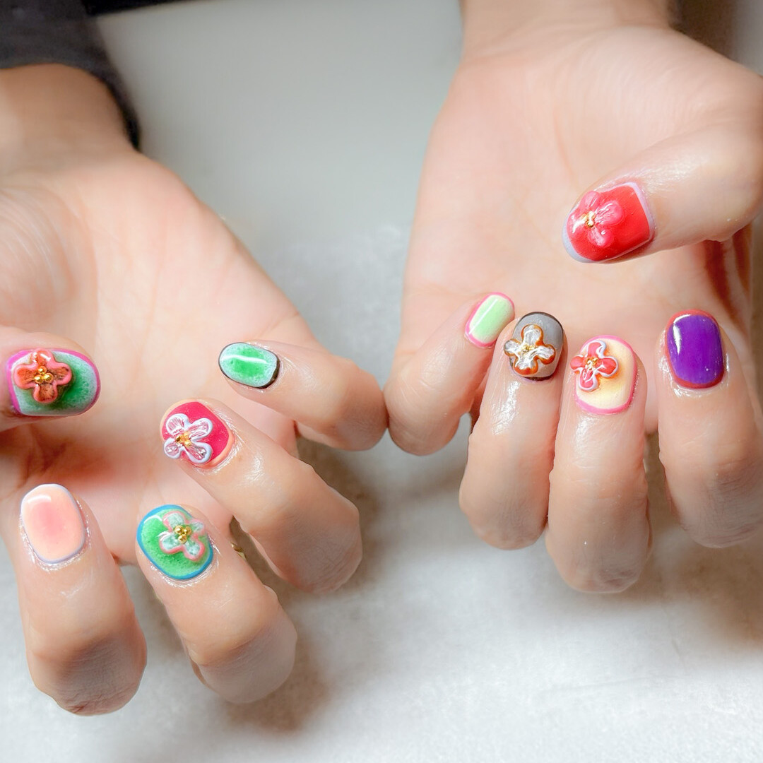 まるで楽園のような、美しいビジュアルが指先に