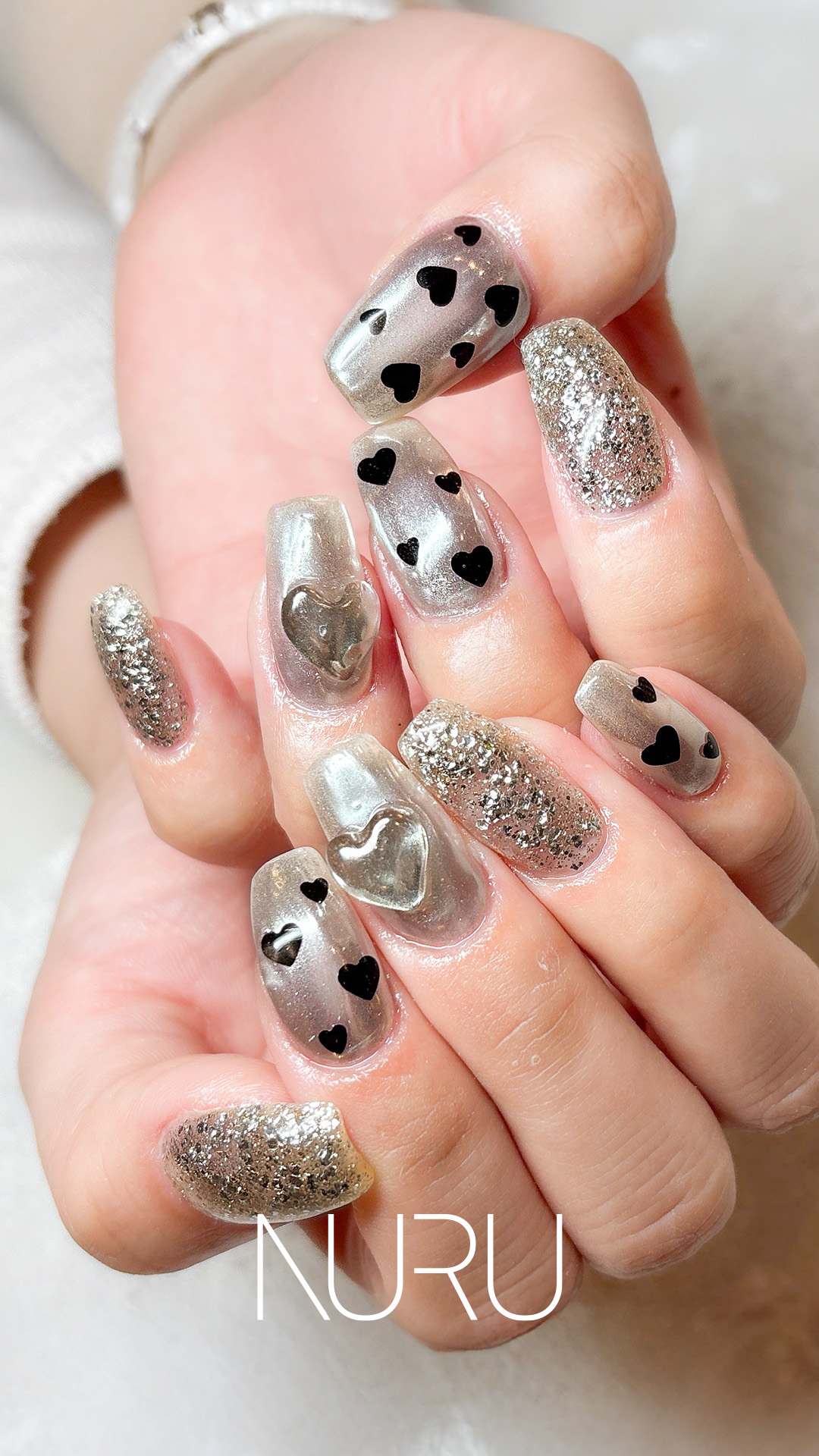 バレンタインデー向けのキュートな♥♡ハートデザイン