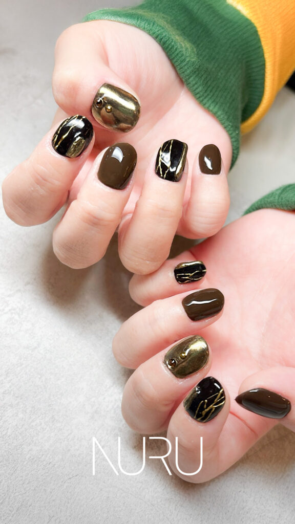 ギラギラいいオンナ★ブラックネイル