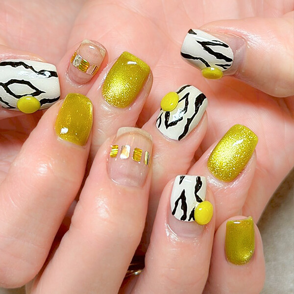 イエローマグネットの個性派定額デザイン♪