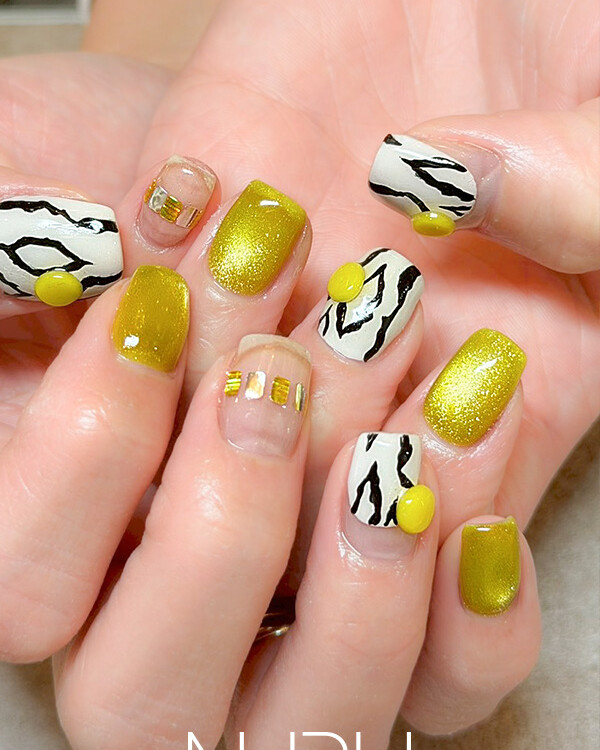 イエローマグネットの個性派定額デザイン♪