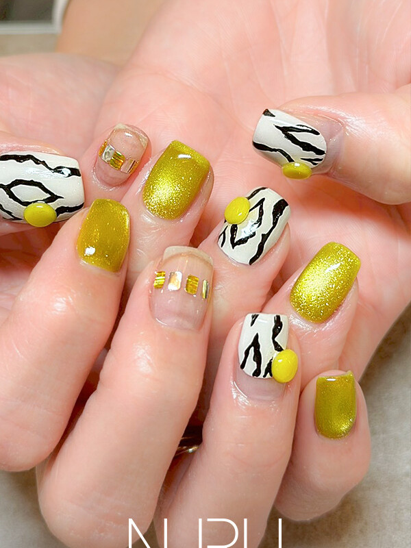 イエローマグネットの個性派定額デザイン♪