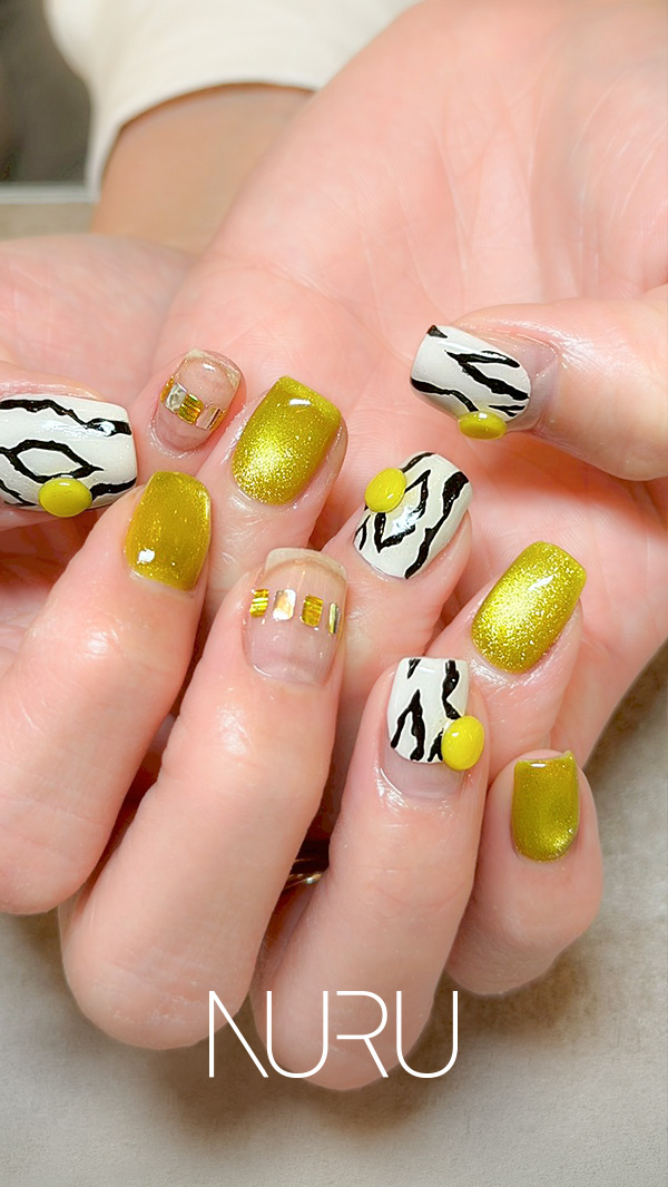 イエローマグネットの個性派定額デザイン♪