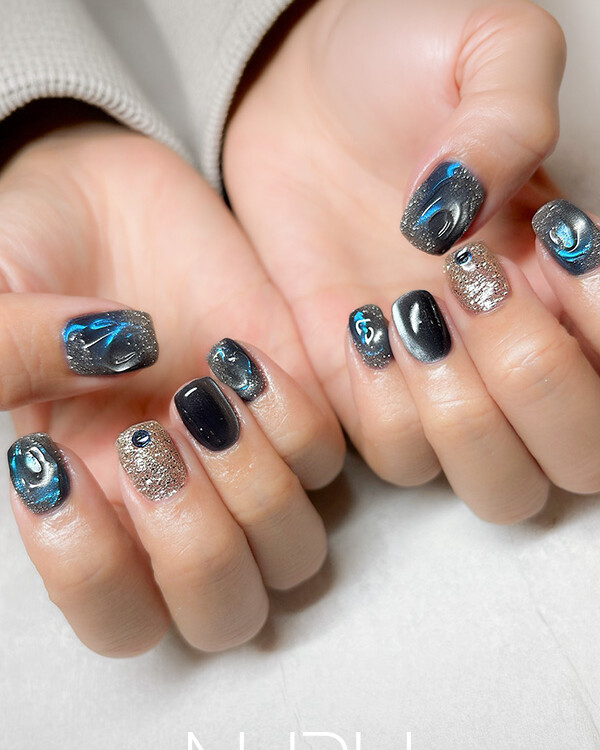 ブルーに輝く、オリジナル「ぬるマグ」デザイン