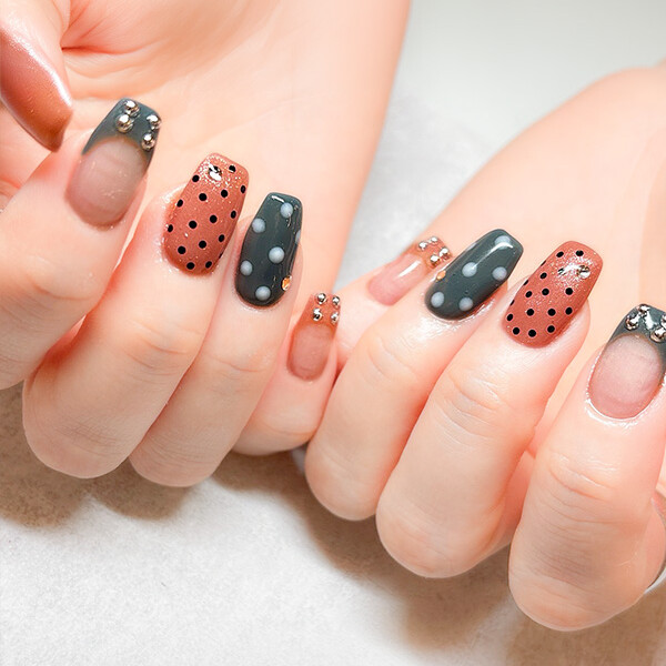 ドットネイル、いかがでしょうか？