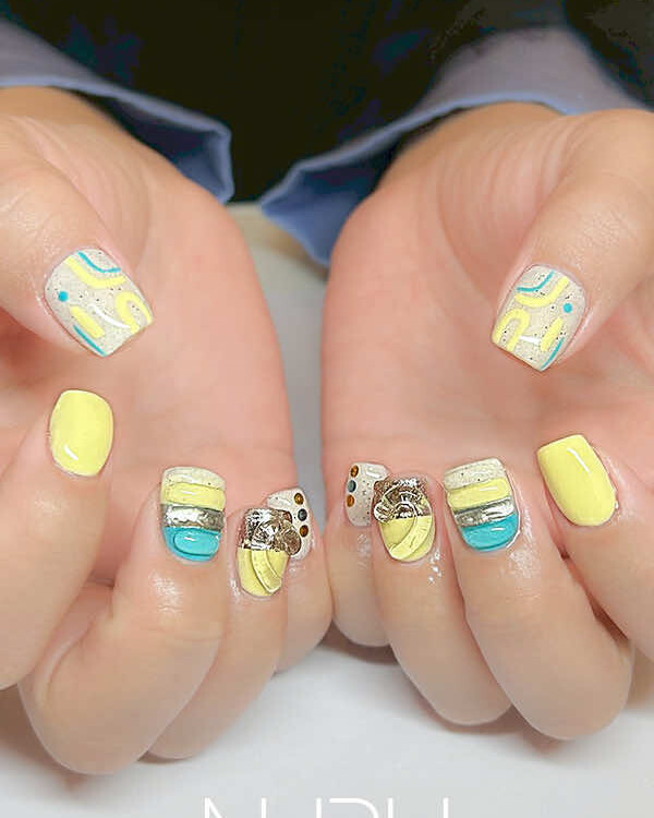 パステルイエローが可愛い、春ネイル