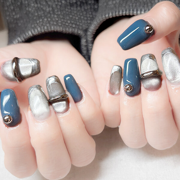 マグネットミラーネイル シルバー&times;ブルー 3Dフレンチ