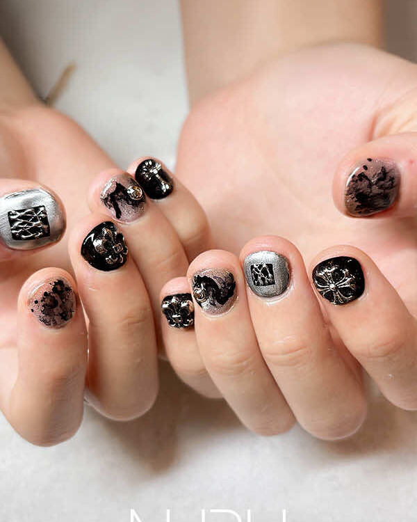 シルバーカラーとクロムパーツ