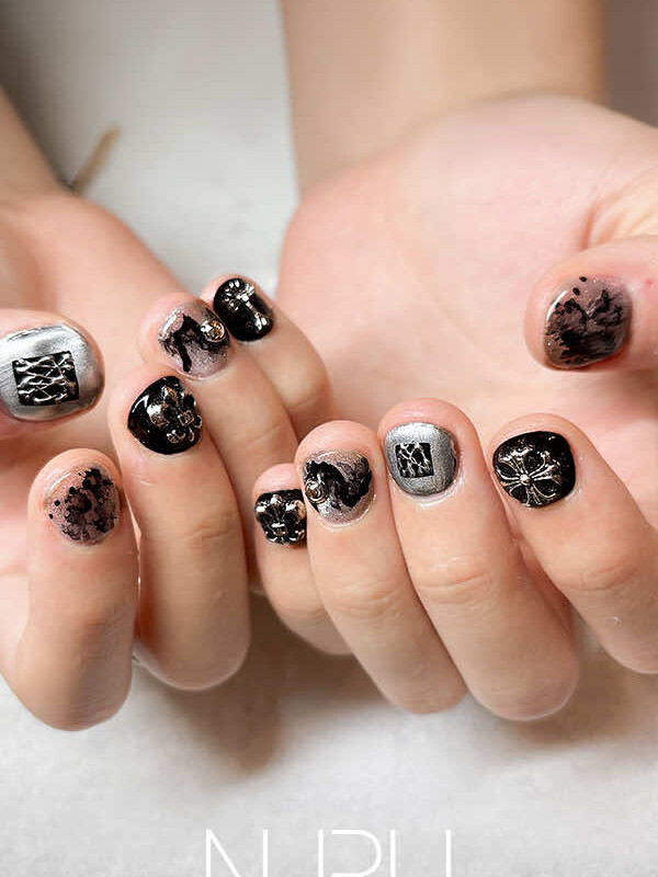 シルバーカラーとクロムパーツ