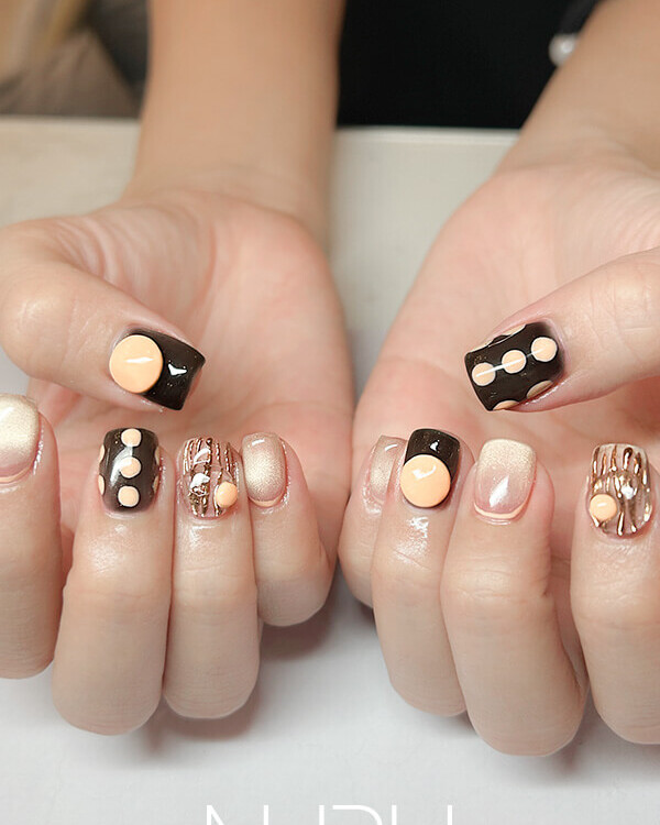 ブラック×パステルオレンジ