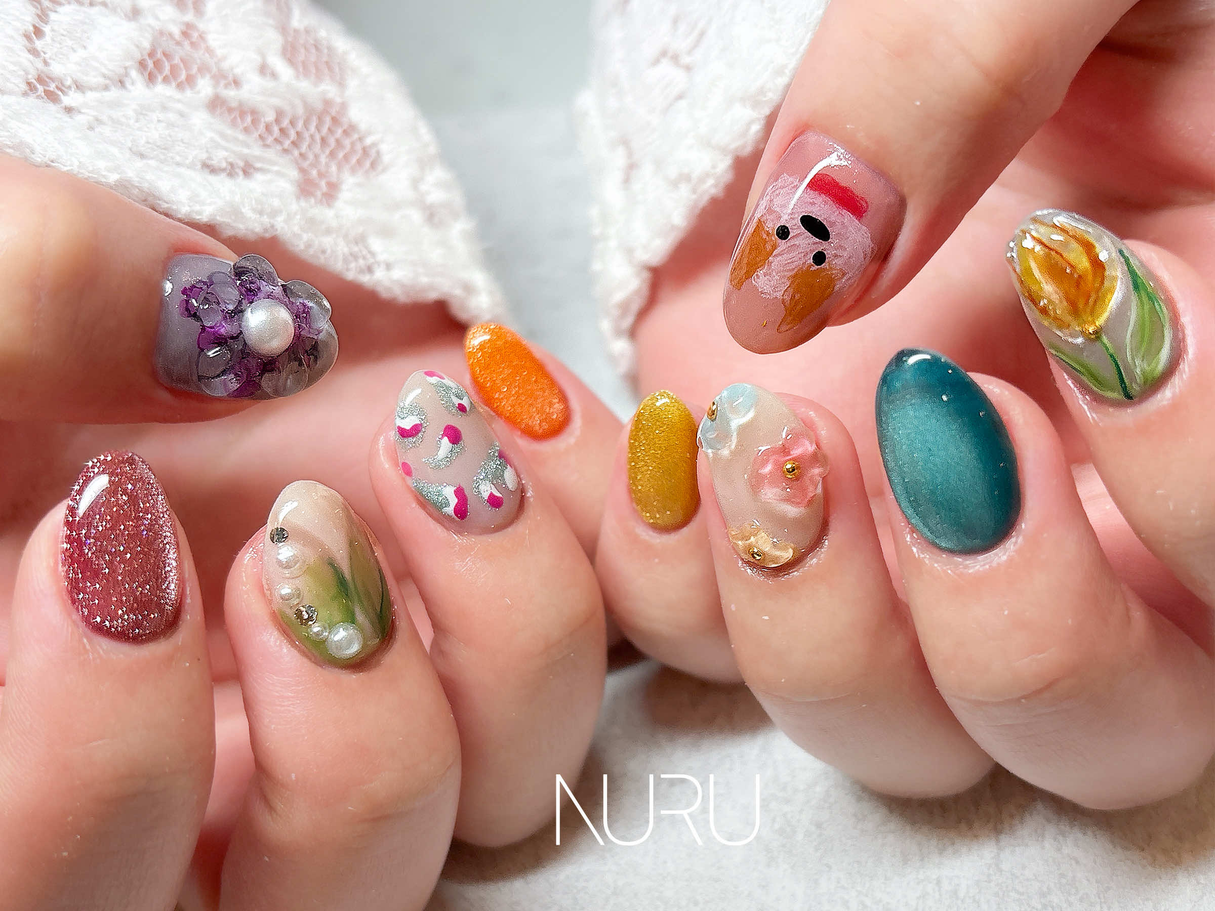 gw-colorful-magnet-art-nail.jpg