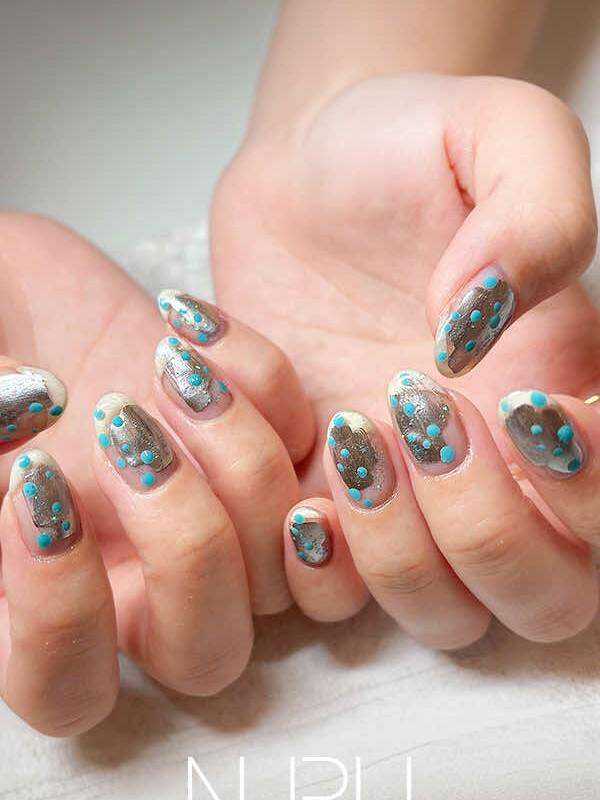 NURU NAIL クリアニュアンスネイル 夏のドット