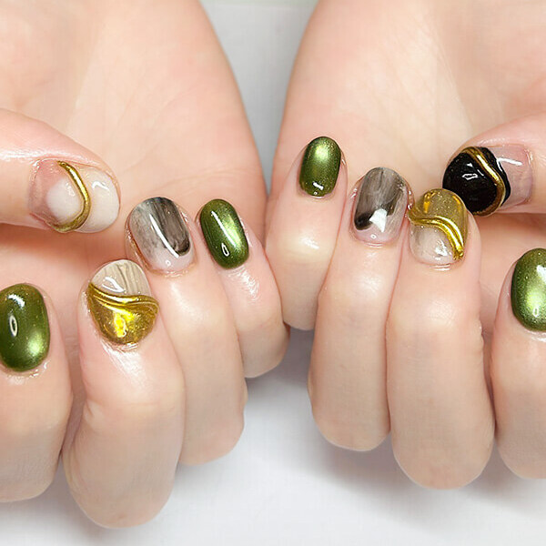 NURU NAIL モード系ネイル ブラック&times;ゴールド&times;グリーン ミラー&times;マグネット