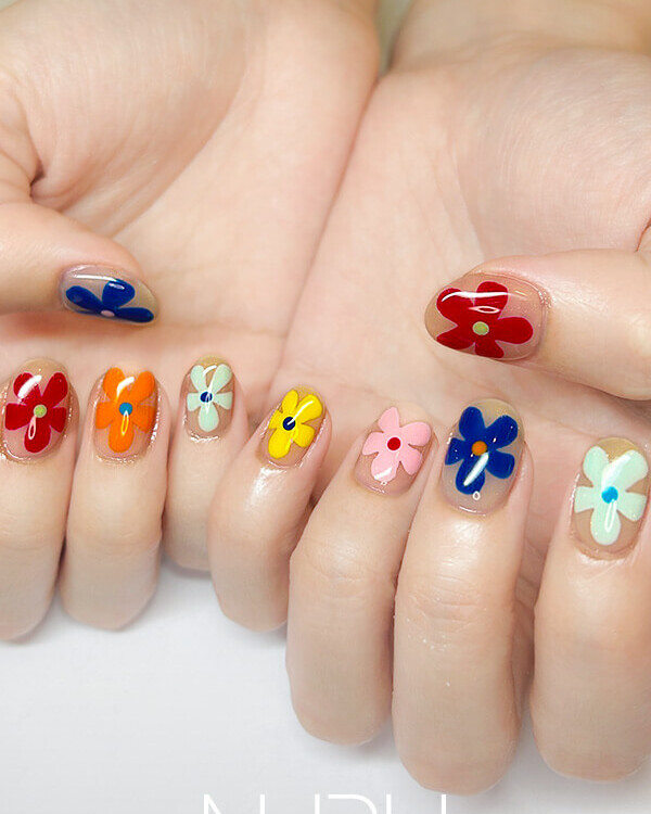 NURU NAIL 個性派手描きアートネイル ブルー×イエロー×レッド×オレンジ×ピンク