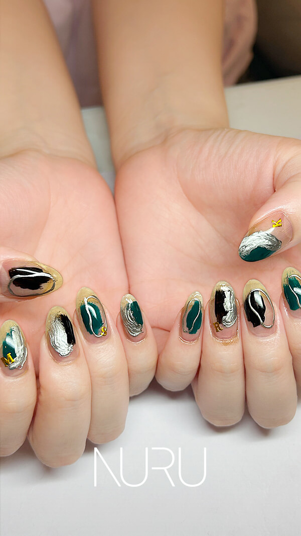 NURU NAIL 個性派ニュアンスネイル グリーン&times;ブラック&times;シルバー