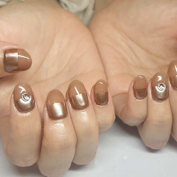 NURU NAIL ガーリーネイル ピンク×ベージュ ミラー