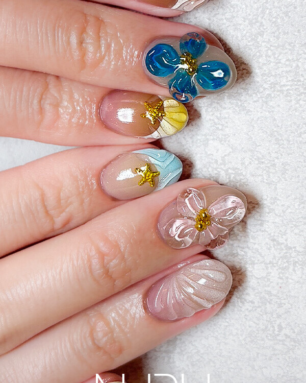 NURU NAIL カラフルネイル ピンク×ベージュ×ブルー フレンチ×3D×手描きアート