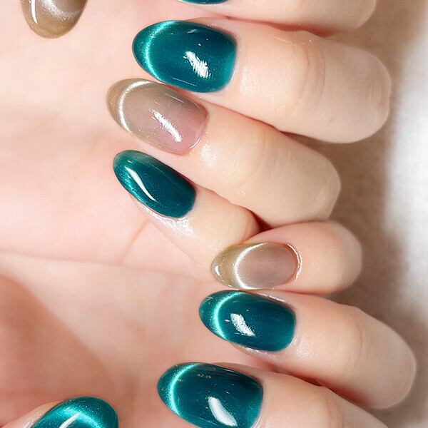 NURU NAIL 個性派マグネットネイル ホワイト×グレー×ブルー×グリーン