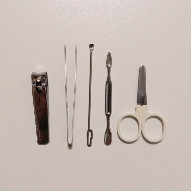 グリーンネイル 原因 予防 爪 緑