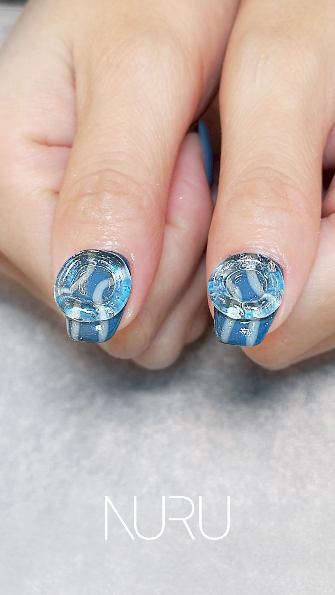 カラフルフレンチ ネイル デザイン