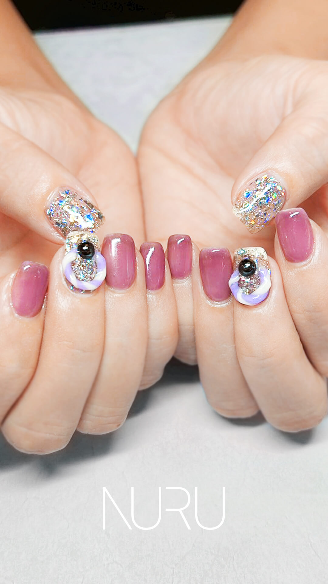 学生向けの冬ネイルデザイン