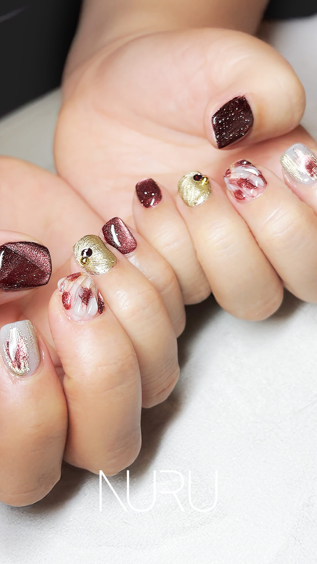 個性派ネイルデザイン